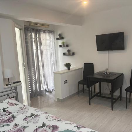 Theodoros Apt.22 帕拉利米尼 外观 照片